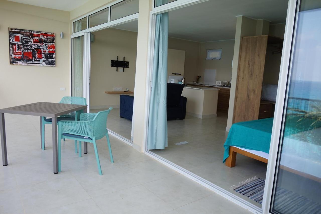Apartamento Maka Bay Self Catering Victoria Exterior foto